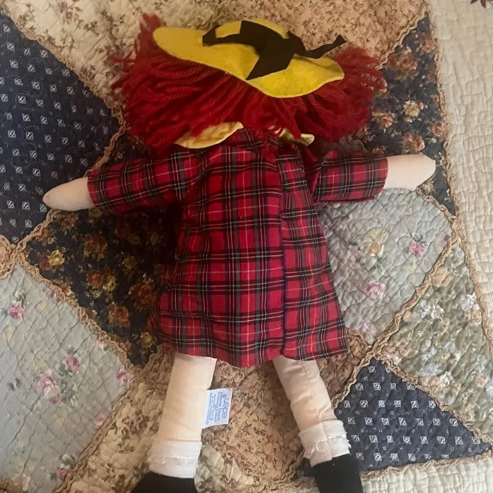 Vintage Madeleine doll